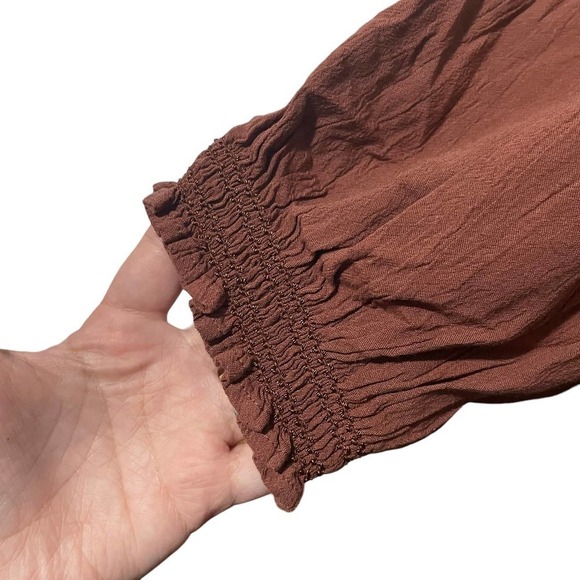 OLD Navy Waist-Defined Crinkle-Textured Long-Sleeve Midi Dress - Picture 6 of 14